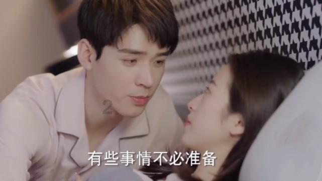 老人觉得接待客人累，但是客人一来有热情过头，子女亲戚都觉得尴尬了，这种情况应该怎么处理？